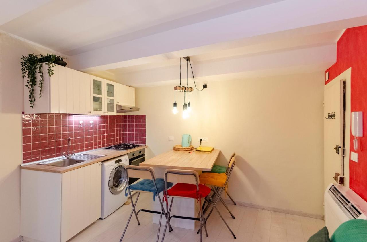 Joivy Cosy Flat In The Centre Apartment Genoa Exterior photo